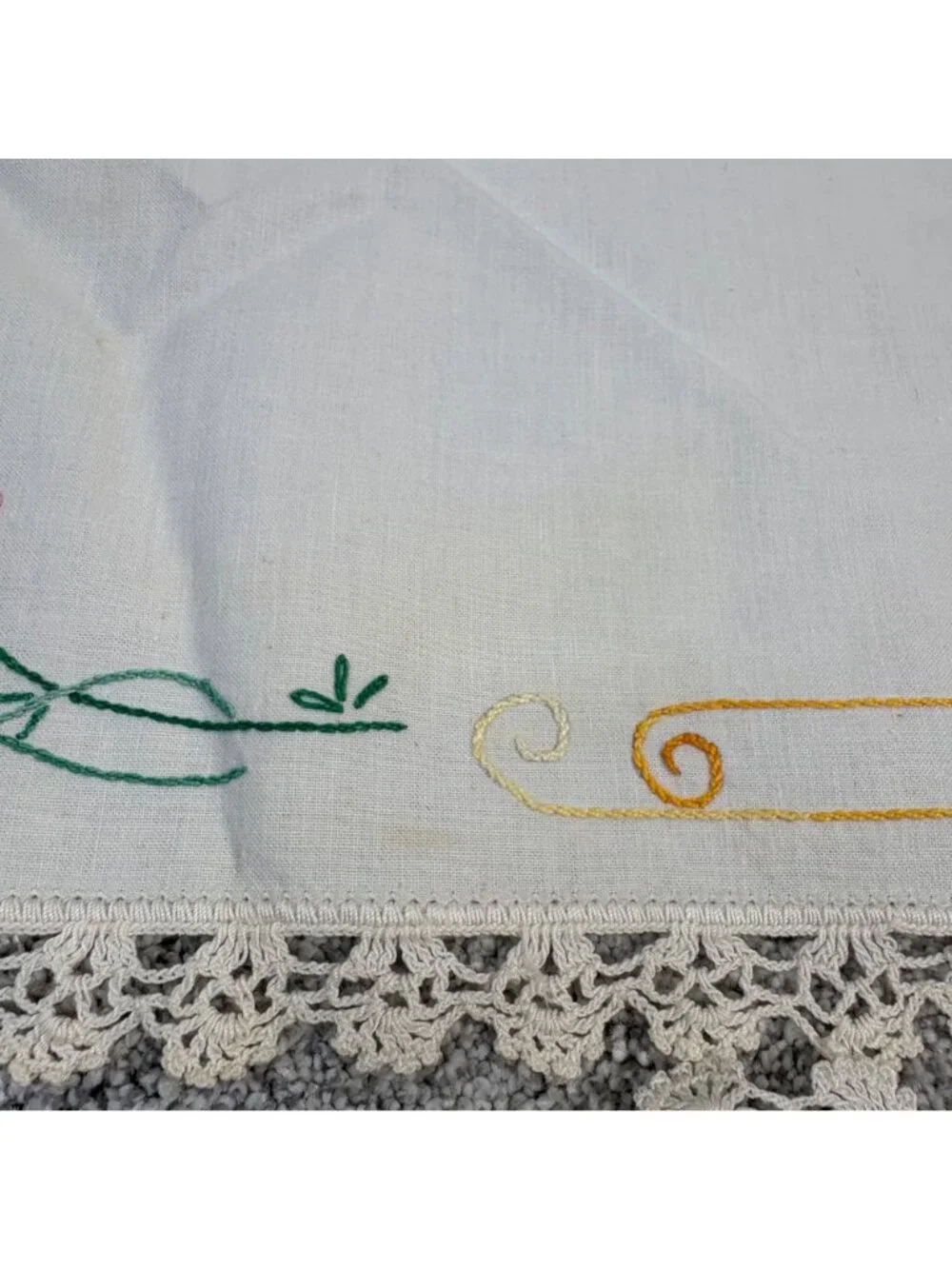 Vintage Table Topper Dresser Doily Unbranded Embroidered Lace Accent Flawed
